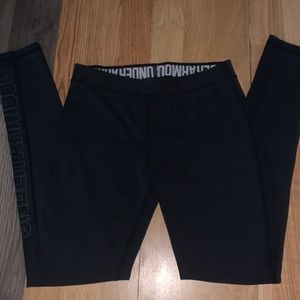 Great fit. Soft material and great for running. Keeps your legs warm.